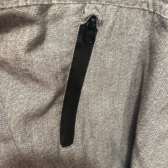 Rock&Republic Light Gray Zipper Accent Shirt Sz L - Picture 5 of 6